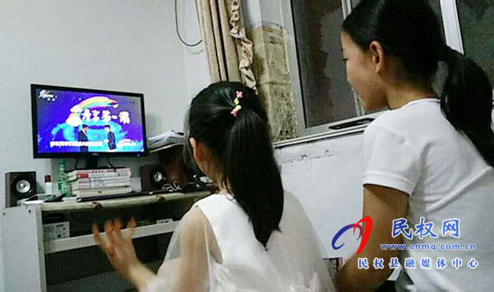 伯党乡中心校组织全乡中小学师生观看《开学第一课》 伯党乡中心校组织全乡中小学师生观看《开学第一课》