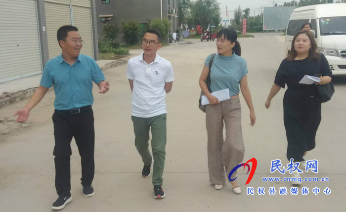 县委常委、副县长房季组织召开“养育未来”婴幼儿照护项目座谈会 县委常委、副县长房季组织召开“养育未来”婴幼儿照护项目座谈会