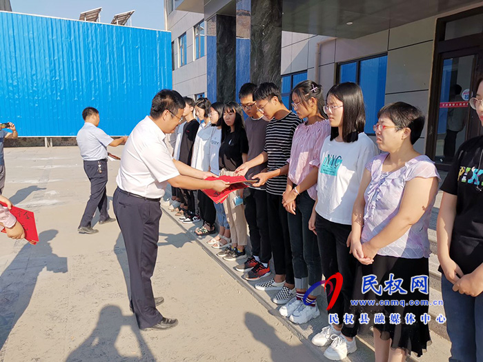 王庄寨镇召开2020年高考优秀学子代表座谈会 王庄寨镇召开2020年高考优秀学子代表座谈会
