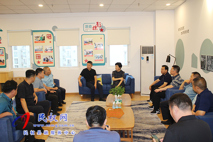 县人大常委会主任周燕带队赴成都市双流区、郫都区人大考察学习 县人大常委会主任周燕带队赴成都市双流区、郫都区人大考察学习