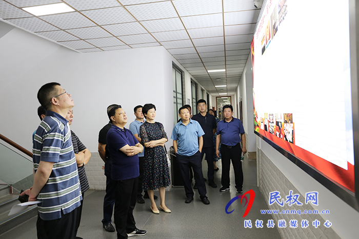 县人大常委会主任周燕带队赴成都市双流区、郫都区人大考察学习 县人大常委会主任周燕带队赴成都市双流区、郫都区人大考察学习