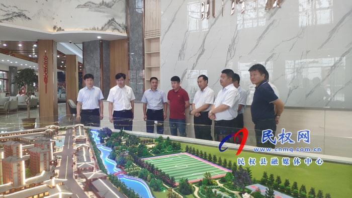 县委副书记、县长张团结到北关镇调研人居环境整治及田园综合体项目建设工作 县委副书记、县长张团结到北关镇调研人居环境整治及田园综合体项目建设工作