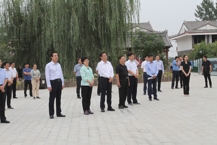 商丘市2020年第二次农村人居环境整治暨农业产业观摩组莅民观摩 商丘市2020年第二次农村人居环境整治暨农业产业观摩组莅民观摩