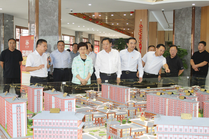 商丘市2020年第二次农村人居环境整治暨农业产业观摩组莅民观摩 商丘市2020年第二次农村人居环境整治暨农业产业观摩组莅民观摩