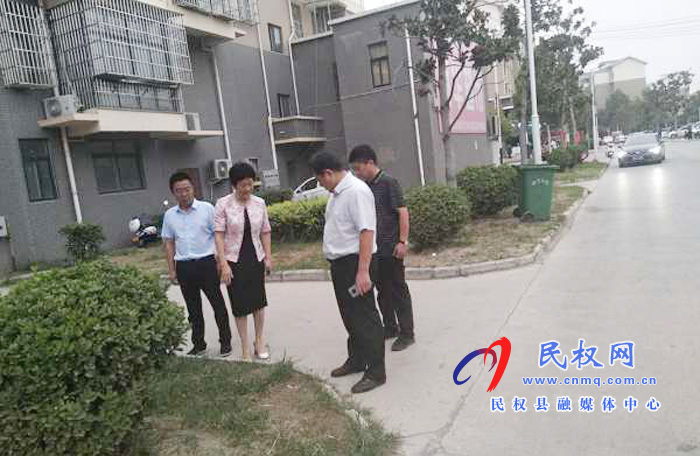 县人大常委会主任周燕到南华办事处督导文明创建工作 县人大常委会主任周燕到南华办事处督导文明创建工作