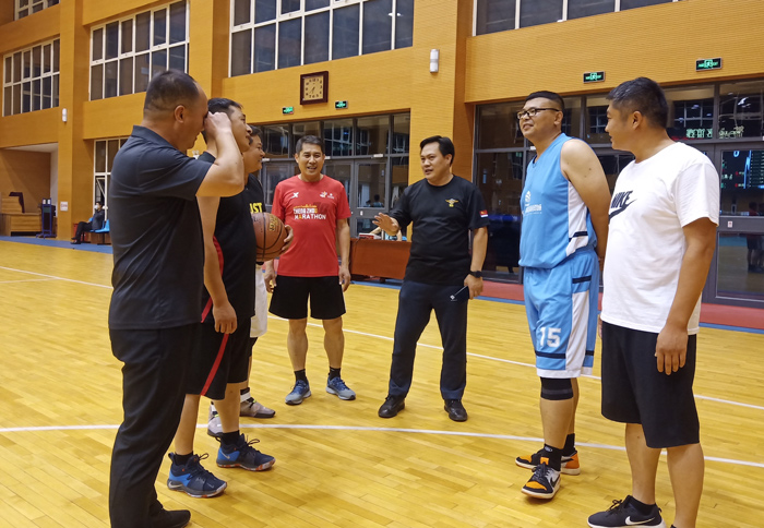 民权县基层党建培训班与海关管理干部学院举办篮球友谊赛