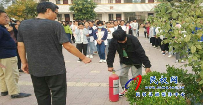 林七乡初级中学安全疏散演练