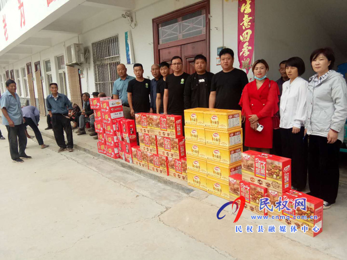 褚庙乡:走访慰问敬老院老人 褚庙乡:走访慰问敬老院老人