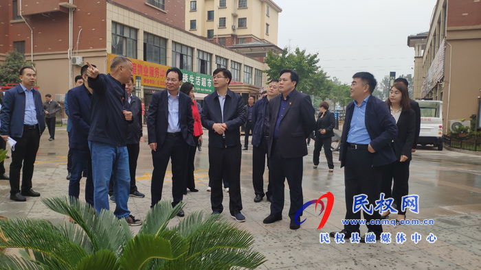 县委副书记、县长张团结带队督导检查文明城市创建工作 县委副书记、县长张团结带队督导检查文明城市创建工作