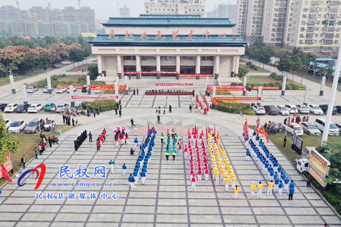 河南民权:快步行走 乐怀阳光 河南民权:快步行走 乐怀阳光