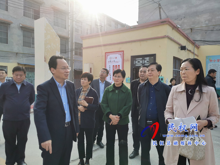 县委常委、常务副县长李启峰检查文明城市创建推进情况 县委常委、常务副县长李启峰检查文明城市创建推进情况