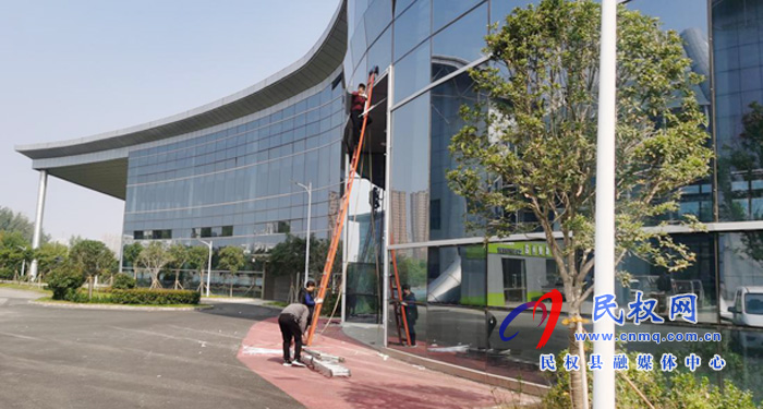 梦蝶会展中心维修维护工作紧锣密鼓进行中 梦蝶会展中心维修维护工作紧锣密鼓进行中