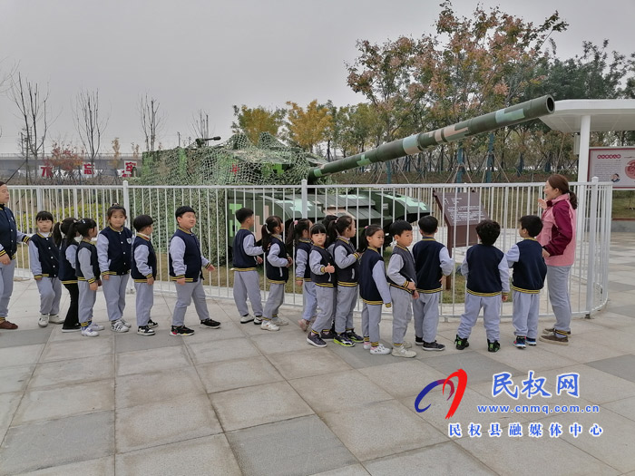 民东新区实验幼儿园开展社会实践活动