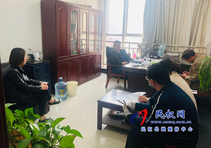 我县各乡镇、(街道办)县直各单位传达贯彻全县脱贫攻坚工作推进会议精神 我县各乡镇、(街道办)县直各单位传达贯彻全县脱贫攻坚工作推进会议精神