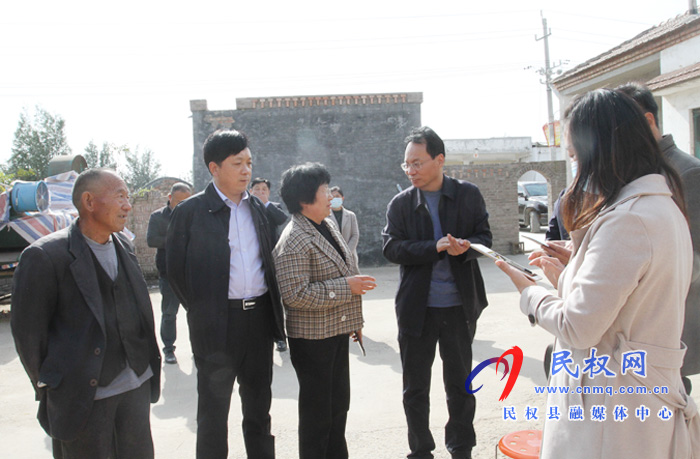 县委常委、常务副县长李启峰到林七乡查看第七次全国人口普查工作 县委常委、常务副县长李启峰到林七乡查看第七次全国人口普查工作