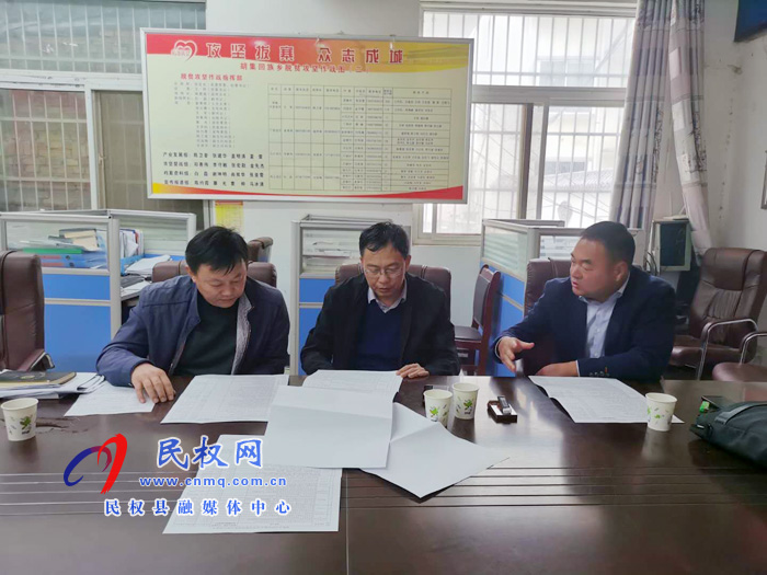 县委常委、纪委书记、监察委主任张亚光到胡集乡督导脱贫攻坚工作落实情况 县委常委、纪委书记、监察委主任张亚光到胡集乡督导脱贫攻坚工作落实情况