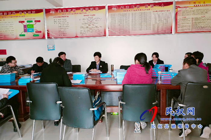 县人大主任周燕到老颜集乡督导脱贫攻坚工作 县人大主任周燕到老颜集乡督导脱贫攻坚工作