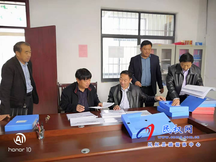 县政协副主席张启付到庄子镇督导脱贫攻坚工作 县政协副主席张启付到庄子镇督导脱贫攻坚工作