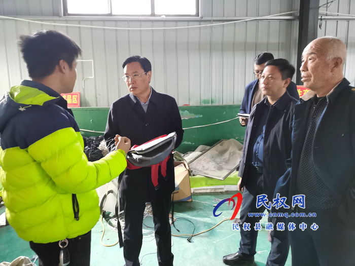 市人大常委会副主任、县委书记姬脉常到我县部分乡镇督导脱贫攻坚工作 市人大常委会副主任、县委书记姬脉常到我县部分乡镇督导脱贫攻坚工作