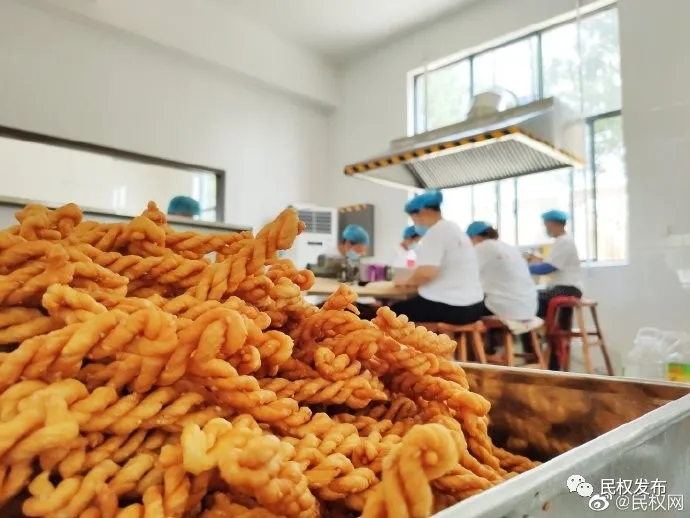民权县王桥镇:麻花产业撬开乡村振兴发展路 民权县王桥镇:麻花产业撬开乡村振兴发展路