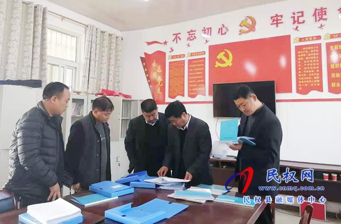 副县长张士彬、县总工会主席瞿志君到白云寺镇督导脱贫攻坚工作 副县长张士彬、县总工会主席瞿志君到白云寺镇督导脱贫攻坚工作