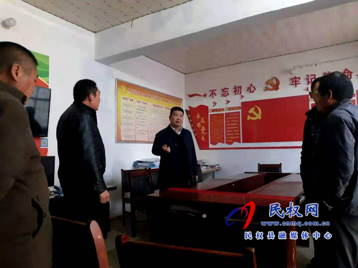 副县长张士彬到白云寺镇督导贫困村脱贫攻坚工作 副县长张士彬到白云寺镇督导贫困村脱贫攻坚工作