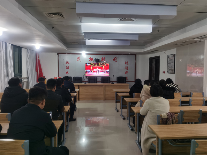 县规划中心组织收听收看《铭记历史 走向复兴》“四史”知识竞赛 县规划中心组织收听收看《铭记历史 走向复兴》“四史”知识竞赛