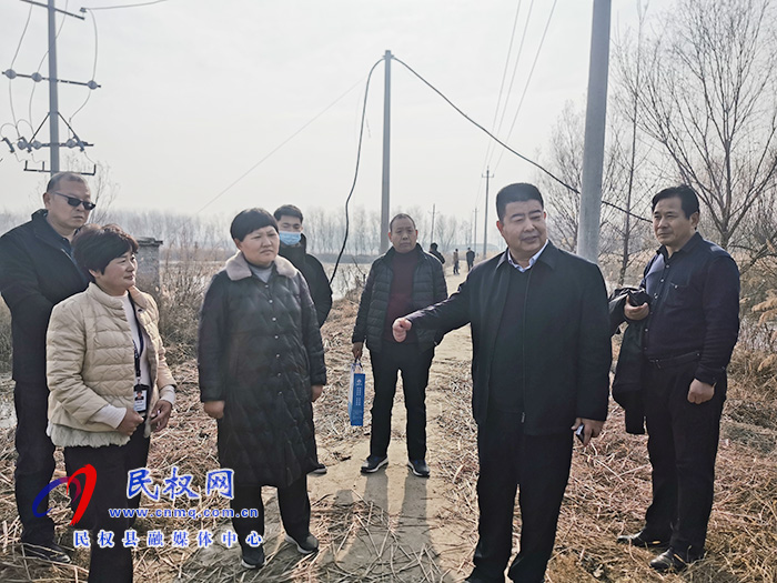 副县长张士彬带队严查渔业违法行为 副县长张士彬带队严查渔业违法行为