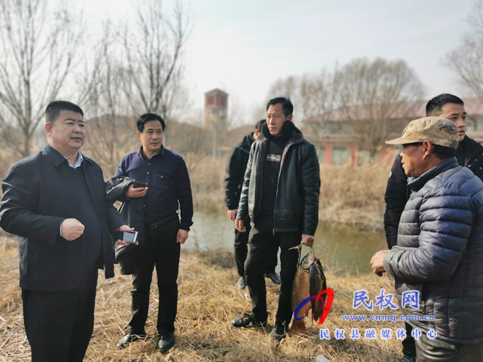 副县长张士彬带队严查渔业违法行为 副县长张士彬带队严查渔业违法行为