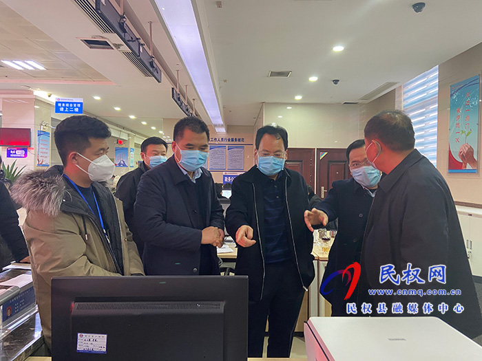 县委常委、常务副县长李启峰督导工程联审联批进度进展情况 县委常委、常务副县长李启峰督导工程联审联批进度进展情况