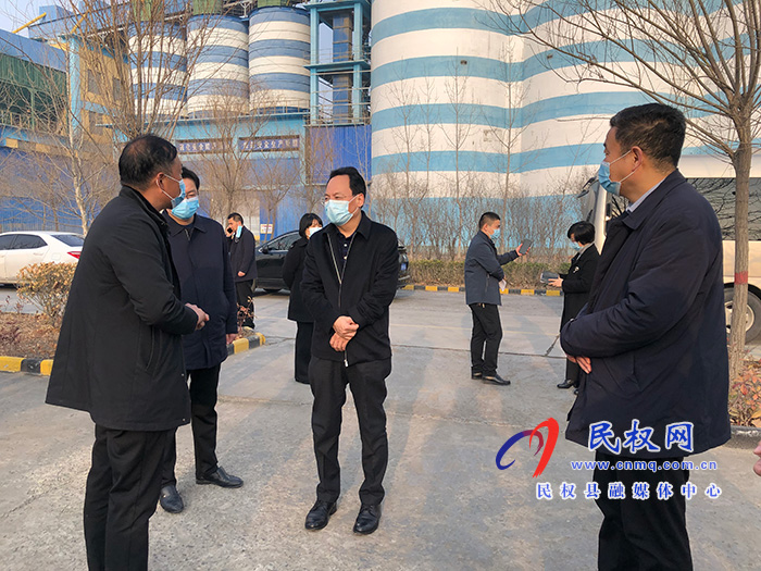 县委常委、常务副县长李启峰察看安全生产工作