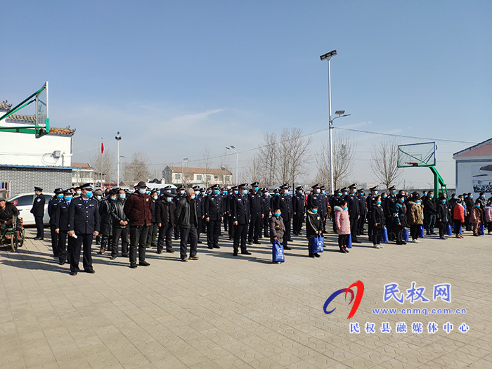 公安局联合爱心企业开展献爱心活动 公安局联合爱心企业开展献爱心活动