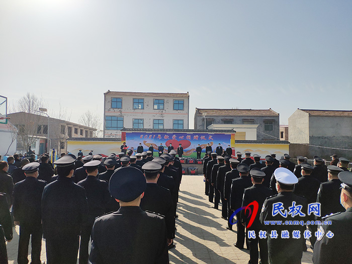 公安局联合爱心企业开展献爱心活动 公安局联合爱心企业开展献爱心活动