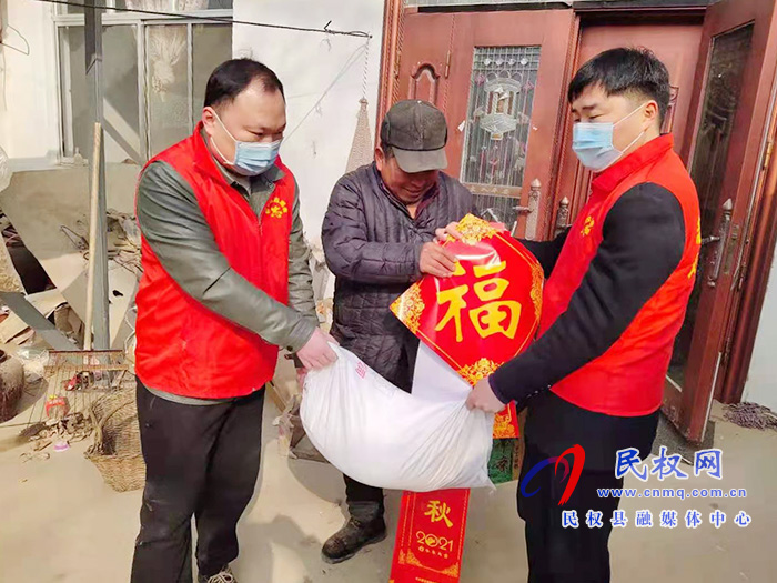 县委组织部到柘桑村开展节前走访慰问活动 县委组织部到柘桑村开展节前走访慰问活动