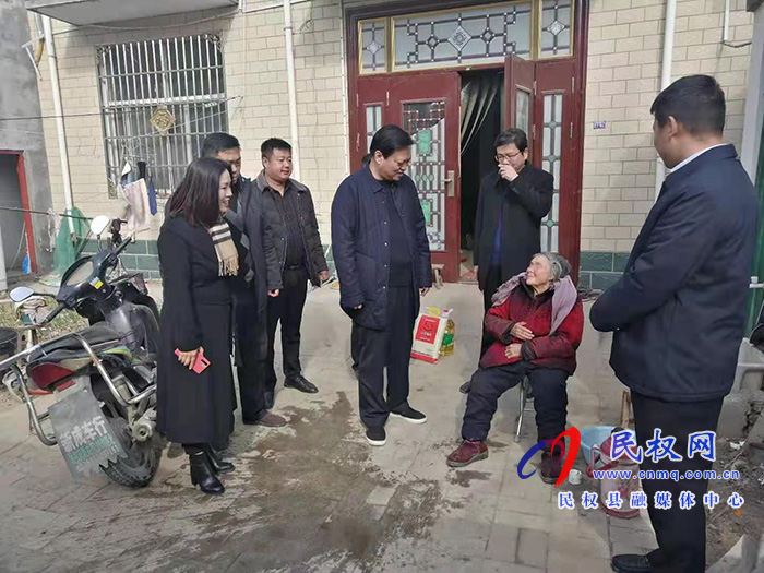 商丘市应急管理局党组书记、局长李中须到双塔镇春节前慰问贫困户 商丘市应急管理局党组书记、局长李中须到双塔镇春节前慰问贫困户