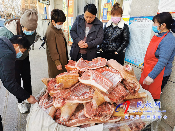 投放储备肉 群众得实惠