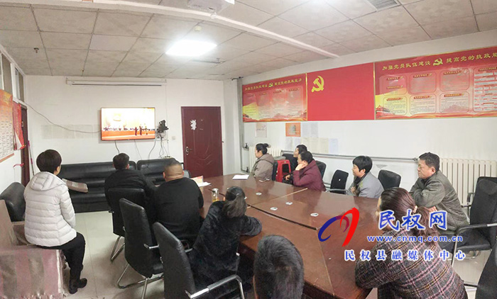 我县各乡镇(街道办)、县直各单位组织收听收看全国脱贫攻坚总结表彰大会 我县各乡镇(街道办)、县直各单位组织收听收看全国脱贫攻坚总结表彰大会