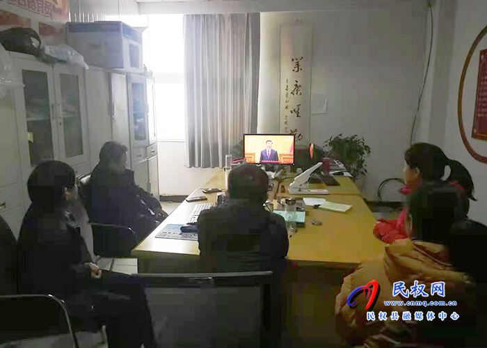 我县各乡镇(街道办)、县直各单位组织收听收看全国脱贫攻坚总结表彰大会 我县各乡镇(街道办)、县直各单位组织收听收看全国脱贫攻坚总结表彰大会