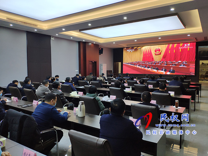 我县组织收听收看全国脱贫攻坚总结表彰大会 我县组织收听收看全国脱贫攻坚总结表彰大会