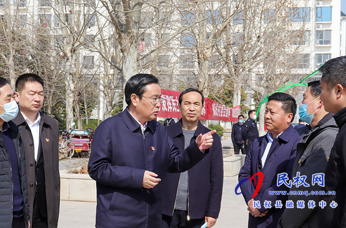 市人大常委会副主任、县委书记姬脉常调研指导村(社区)“两委”换届工作 市人大常委会副主任、县委书记姬脉常调研指导村(社区)“两委”换届工作