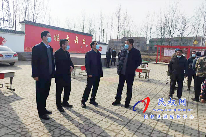 县委常委、组织部长何玉明到孙六镇督导村委会换届选举工作 县委常委、组织部长何玉明到孙六镇督导村委会换届选举工作