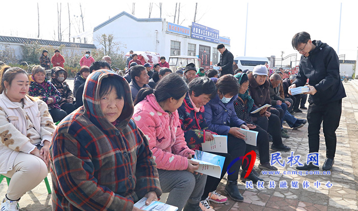 县人大常委会机关开展“学党史国史”文明实践主题活动 县人大常委会机关开展“学党史国史”文明实践主题活动