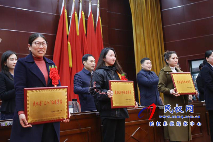 展现“巾帼之花”风采,民权县12345政府服务热线荣获“巾帼文明岗”称号 展现“巾帼之花”风采,民权县12345政府服务热线荣获“巾帼文明岗”称号