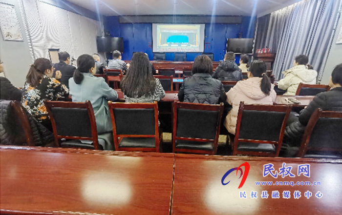 我县各单位、乡镇(街道办)组织收听收看全县三级干部大会直播实况 我县各单位、乡镇(街道办)组织收听收看全县三级干部大会直播实况