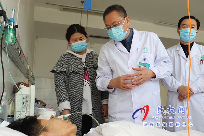 省医专家与“死神”搏斗的四小时! 省医专家与“死神”搏斗的四小时!