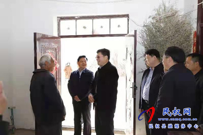 市人大常委会副主任王琦到程庄镇江集村开展“三五”工作日活动 市人大常委会副主任王琦到程庄镇江集村开展“三五”工作日活动