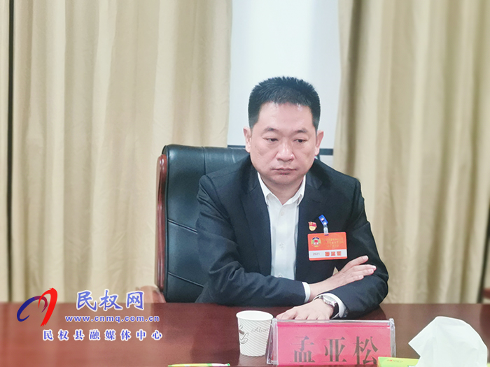 市人大常委会副主任、县委书记姬脉常参加龙塘镇代表团审议 市人大常委会副主任、县委书记姬脉常参加龙塘镇代表团审议
