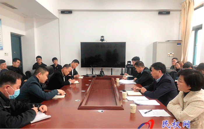 我县各单位各乡镇迅速传达贯彻“两会”精神 我县各单位各乡镇迅速传达贯彻“两会”精神