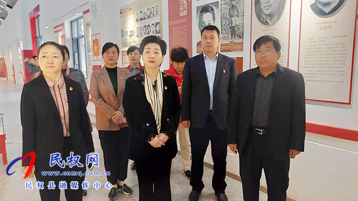 市妇联党组书记主席刘春霞到民调研“传承红色基因 争当为民先锋”工作 市妇联党组书记主席刘春霞到民调研“传承红色基因 争当为民先锋”工作