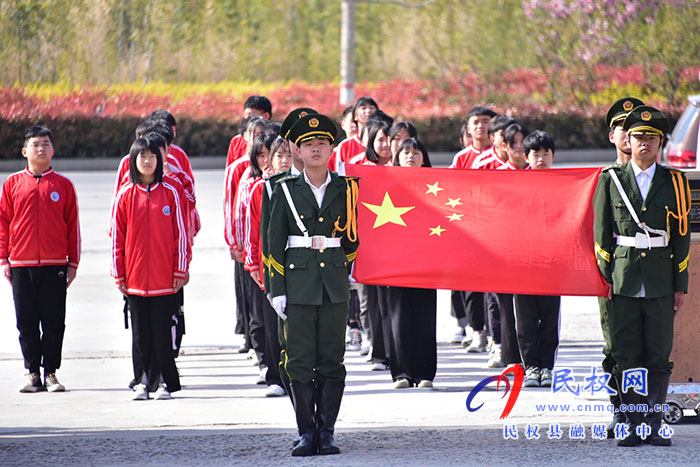 民权县精英文武学校营造浓厚拥军氛围 民权县精英文武学校营造浓厚拥军氛围